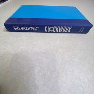 Clockwork‎ Hardcover Business Book Design Business Run Itself Michalowicz Growth